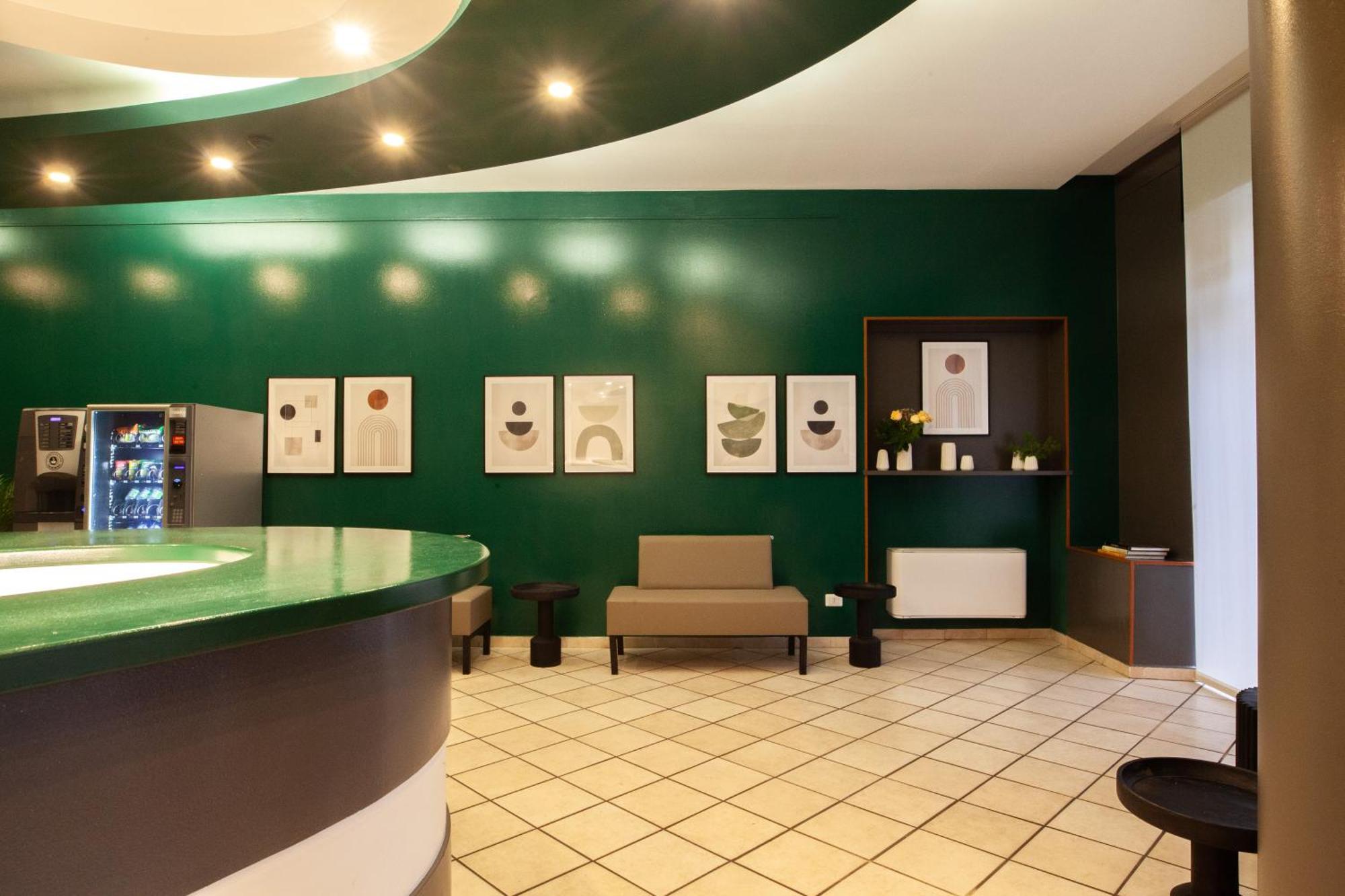 Hotel Rrrapido